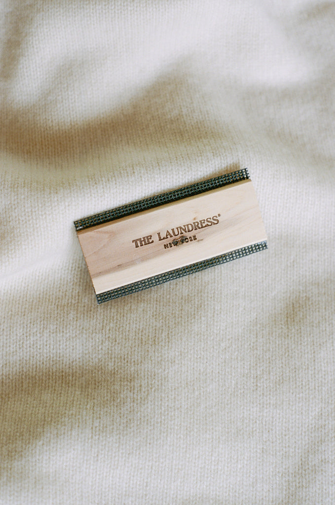 The Laundress Sweater stone — The Shoe Care Shop