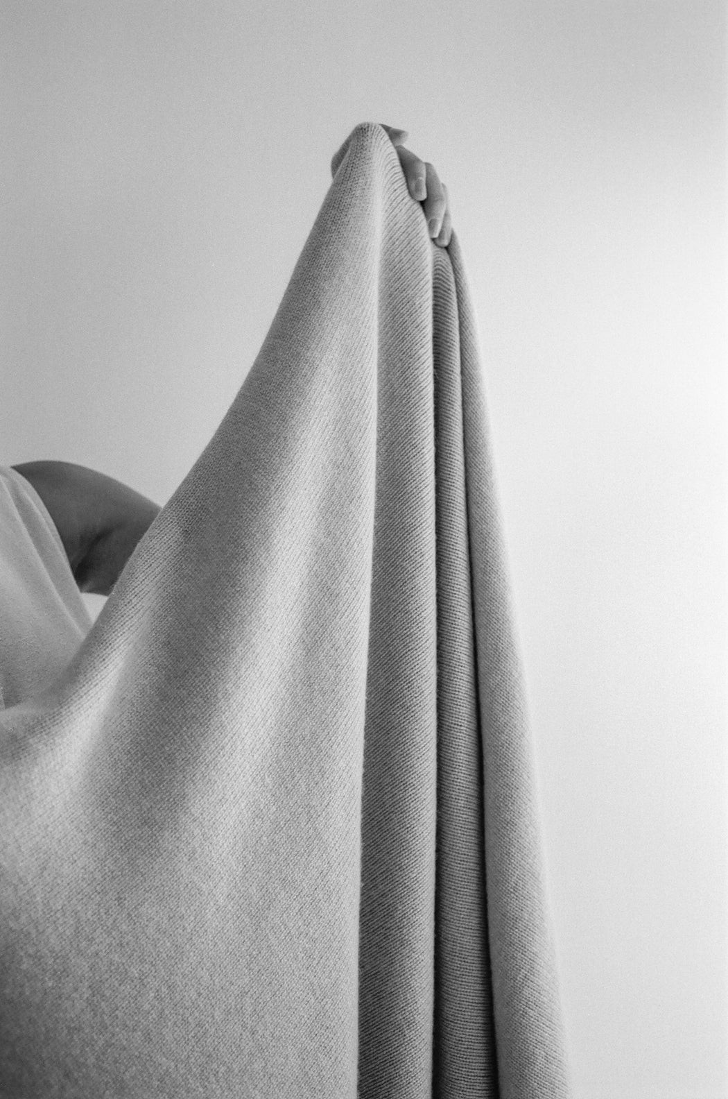 Bespoke Oversized Cashmere Throw - Custom Colors Made to Order (8-Week Lead Time)