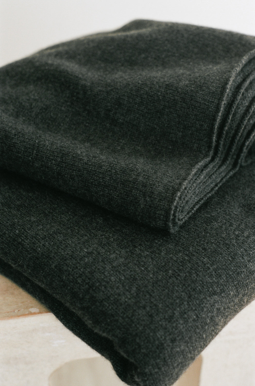 Oversized Italian Cashmere Jersey Knit Blanket - Soot